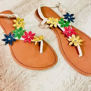 Flower sandals size 8